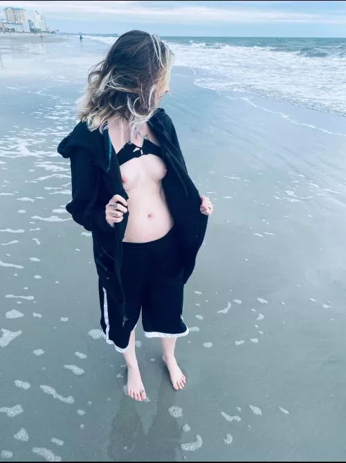 oh.. my top 👀 [F]