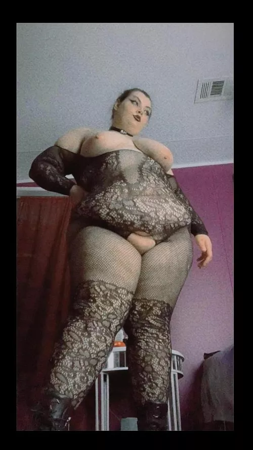 ready to be worshipped like a goddess