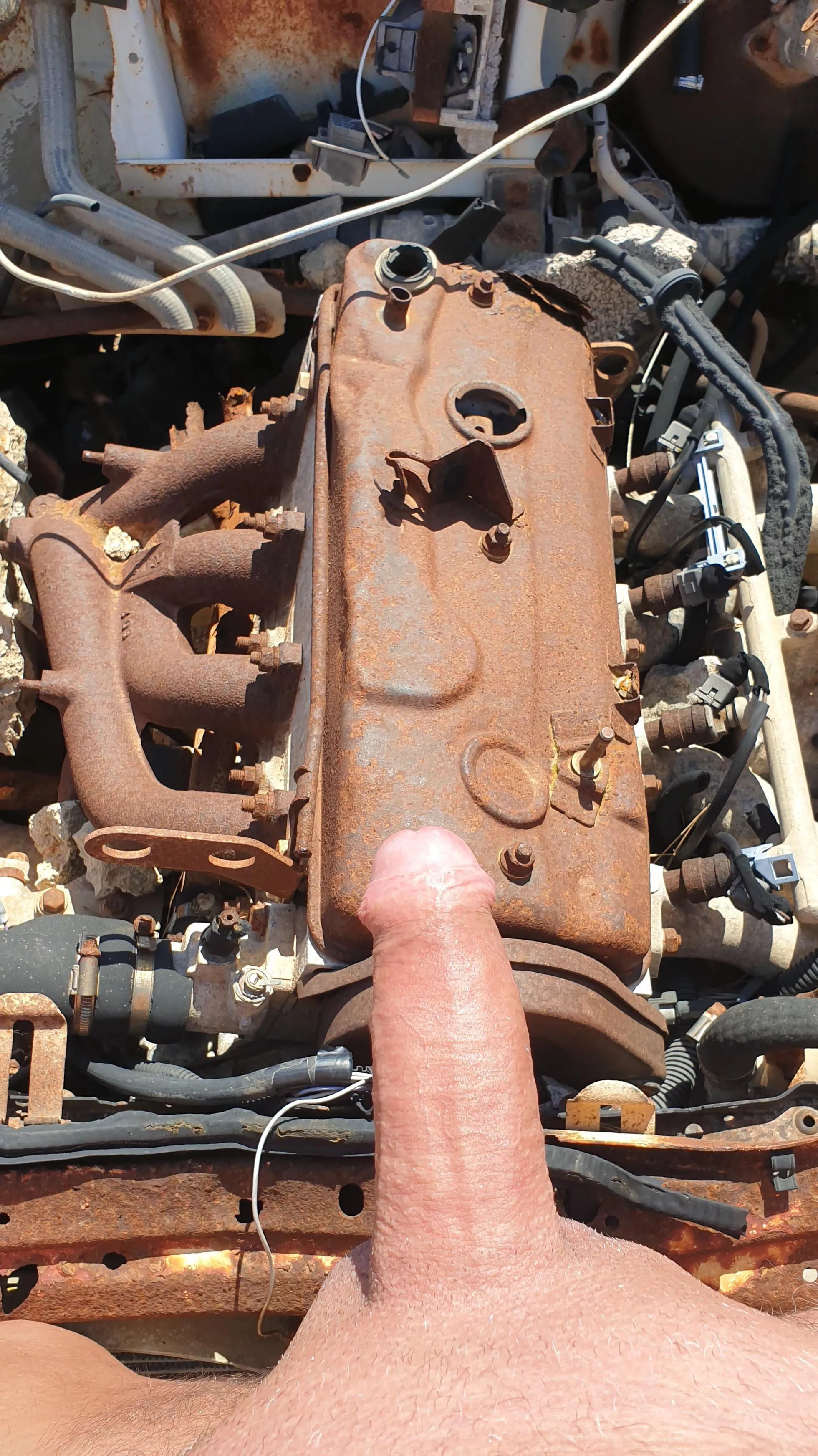 Rusty engine and my tool 😉