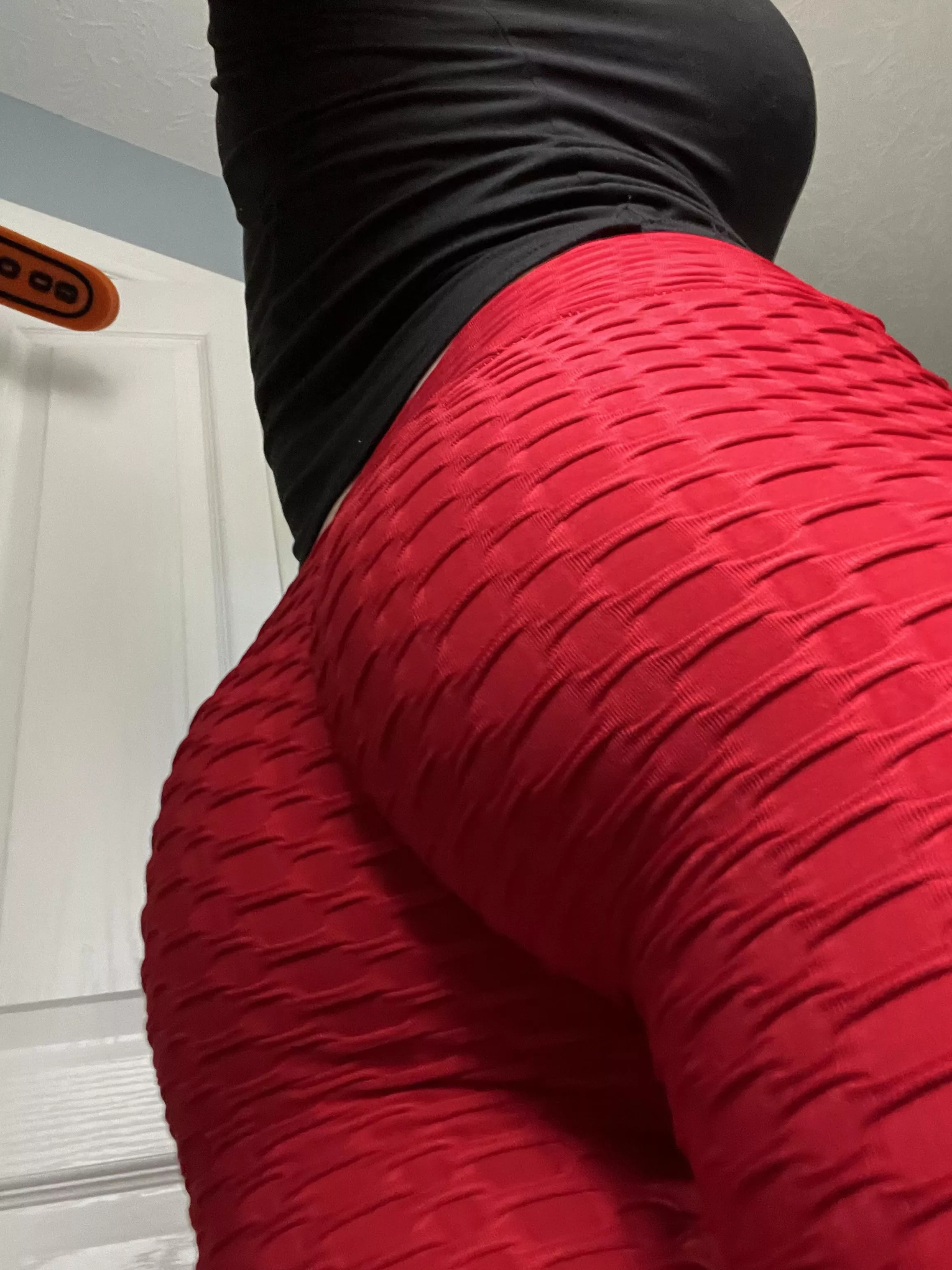What do you think of these pants babes❤️❤️