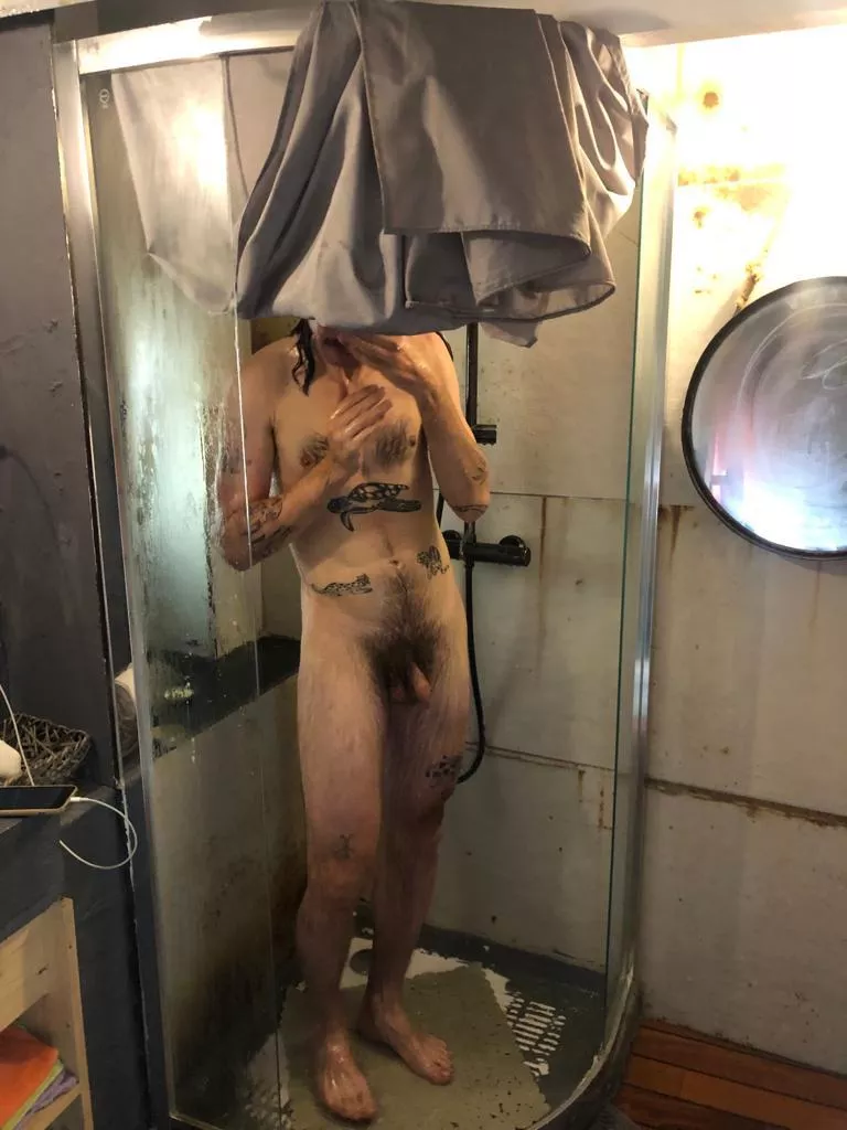 32 M 183cm 74kg I have been insecure about my body, especially being skinny and having eczema. Hope you like it 32 M 183cm 74kg I have been insecure about my body, especially being skinny and having eczema. Hope you like it