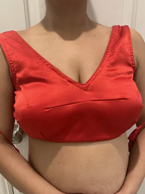 32 wife! Comment on the post so wifey will let me post more nudes, just4fun