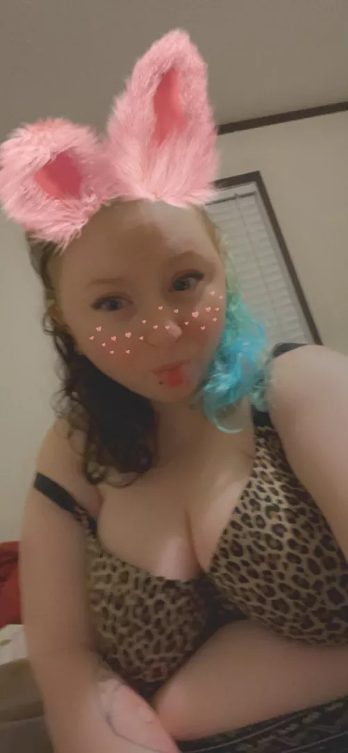 Cum help this little bunny