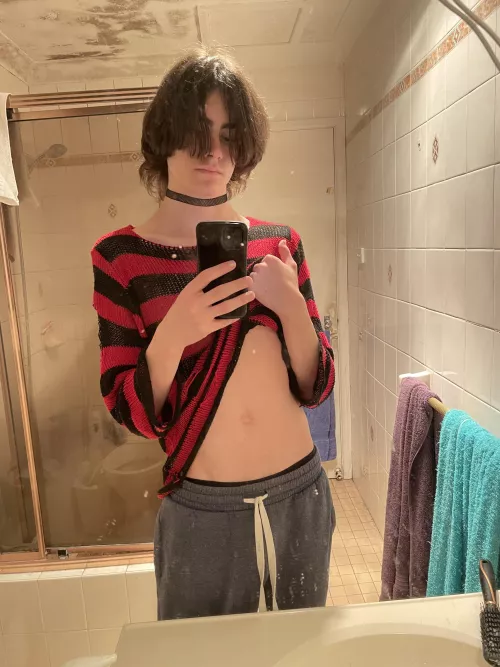 cute boy hopefully cute tummy 🥺