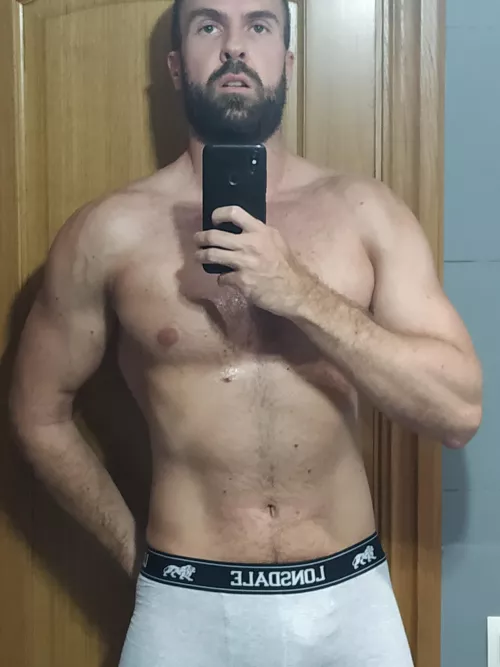 Hope you have a great weekend guys - Im off to the gym 💪🏼