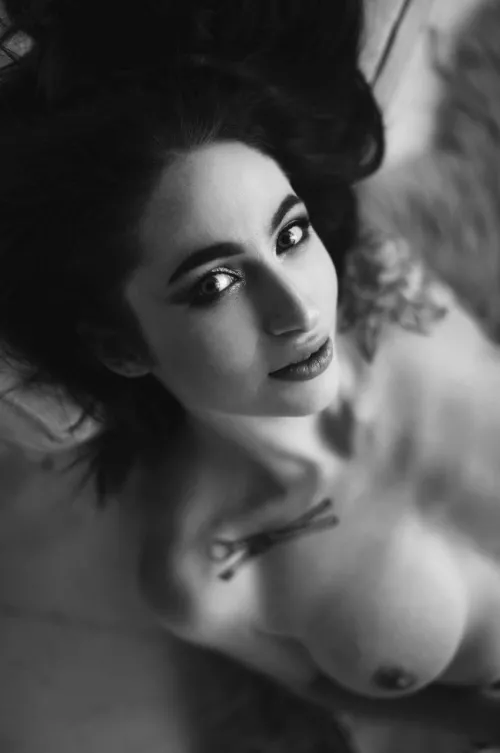 How about getting closer to my nipples? 10-day trial subscription, quantity limited.