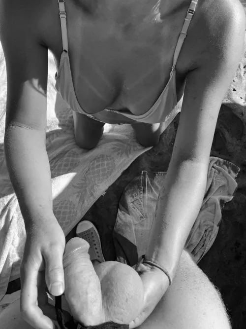 I sent my husband to the beach with his Asian MILF from the gym. He sent me this pic. It turns me on so much 🥵