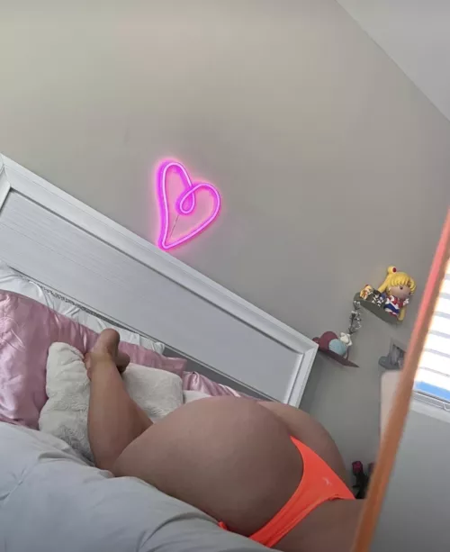 I’d really love to get fucked and filled up by a big cock