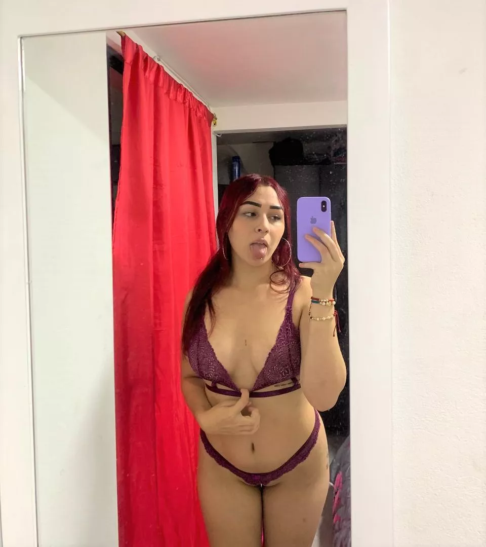 I’m sad and craving male attention so here you go!