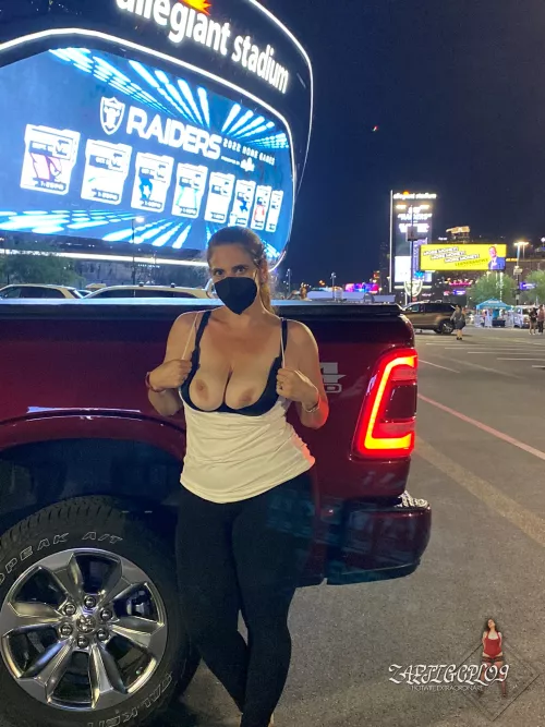 Mid-Forties hotwife dabbling with exhibitionism -