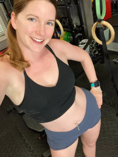 Pale and red hair 😘