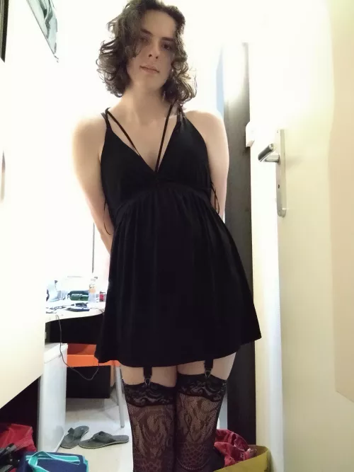 Trans gal showing off a new dress, do I look good in it ?