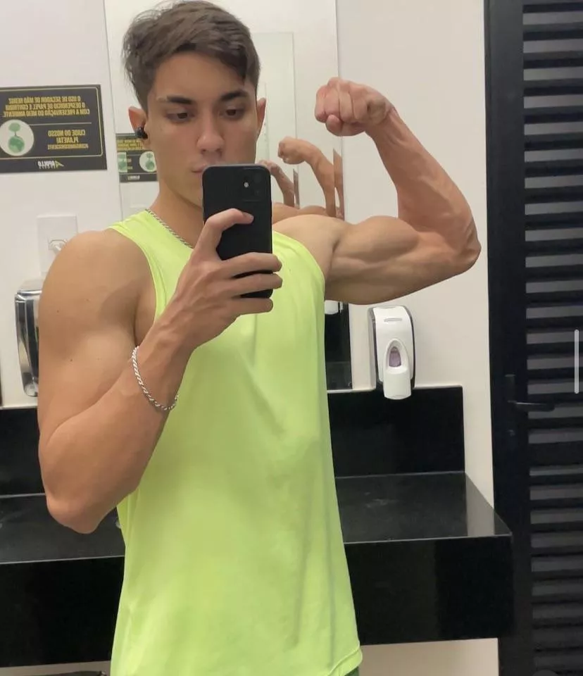 🤟🏻💪🏻
