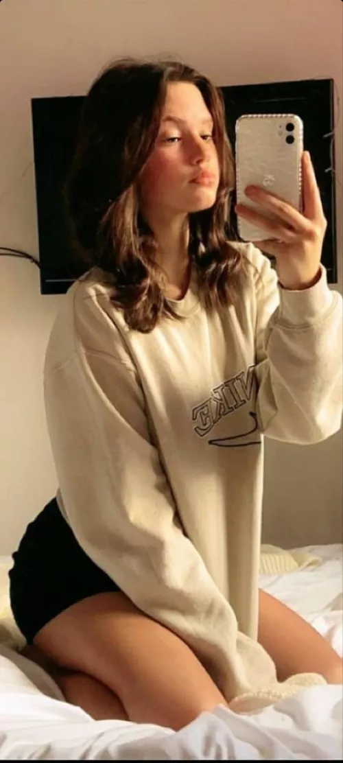 anyone wanna cum trib