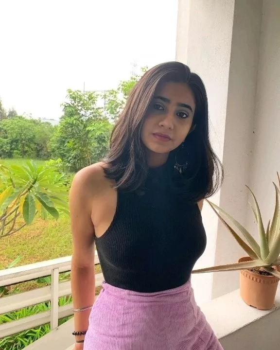 F19