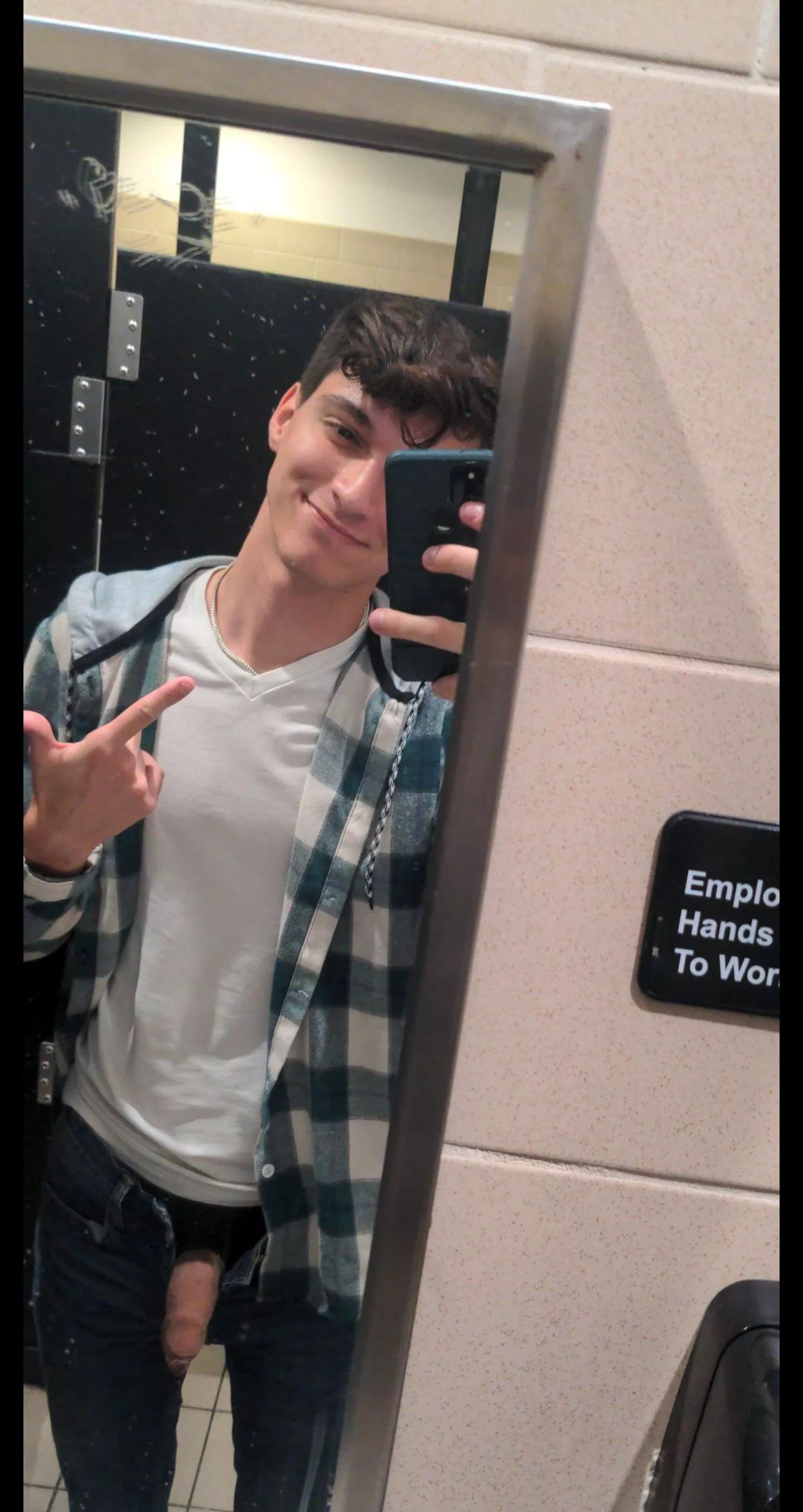 Hiya 🙈😶