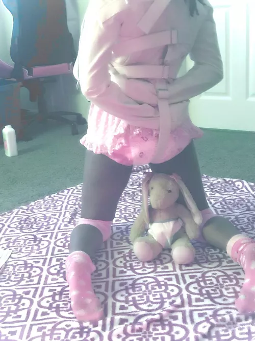 “I’m not sure why my memories from back then when I was taken are so hazy...all I know is that there was a bunch of bright lights & something warm & wet...”