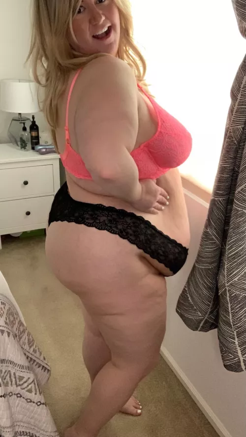 let's get back in bed 😘😘