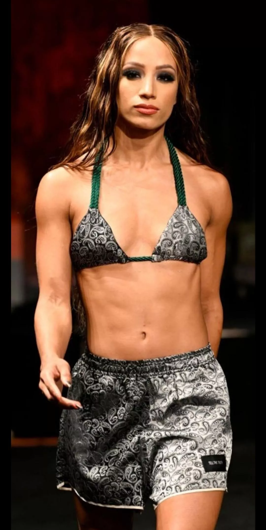 Sasha Banks 👀