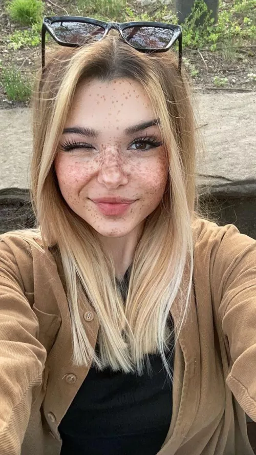 Unload on her pretty face and you’ll get her IG. DM with a cocktrib for a few more pics.