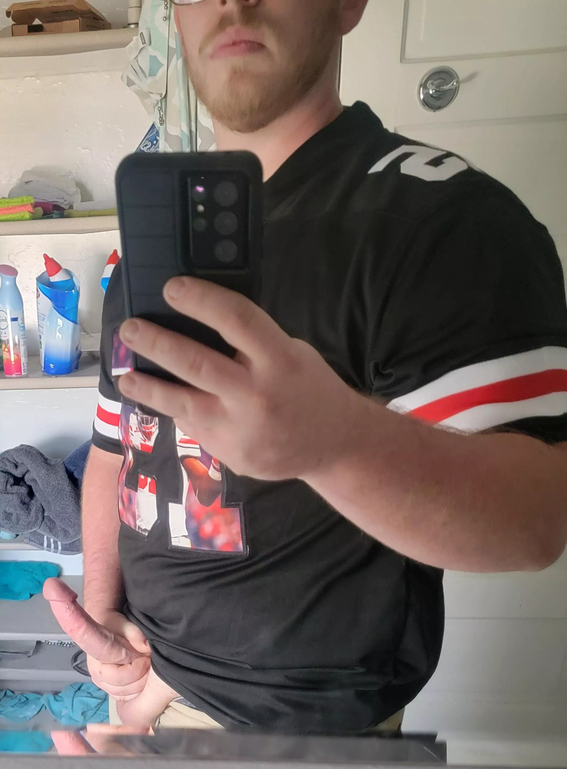 Where the OSU buckeye loving ladies at. I have a BWC and the game on. DM's open especially those in toledo or Ohio Where the OSU buckeye loving ladies at. I have a BWC and the game on. DM's open especially those in toledo or Ohio