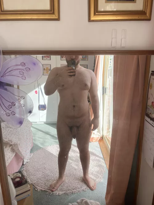 20m, 5’10, 108kg, I’ve been insecure about my body ever since I was a kid and I’m finally starting to lose weight
