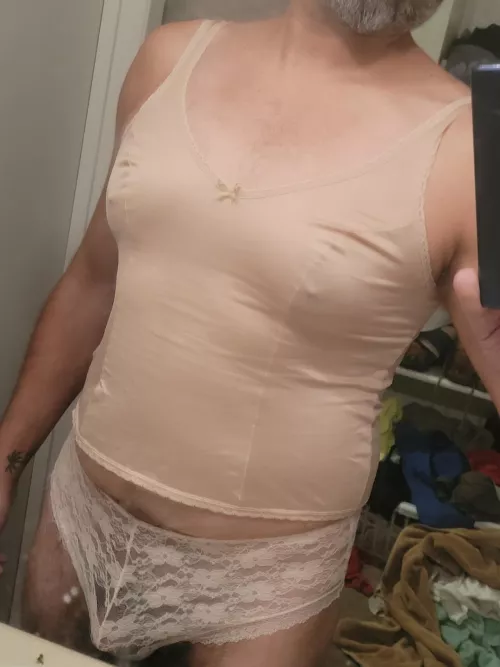 42m bi guy. always been embarrass of natural man tits 