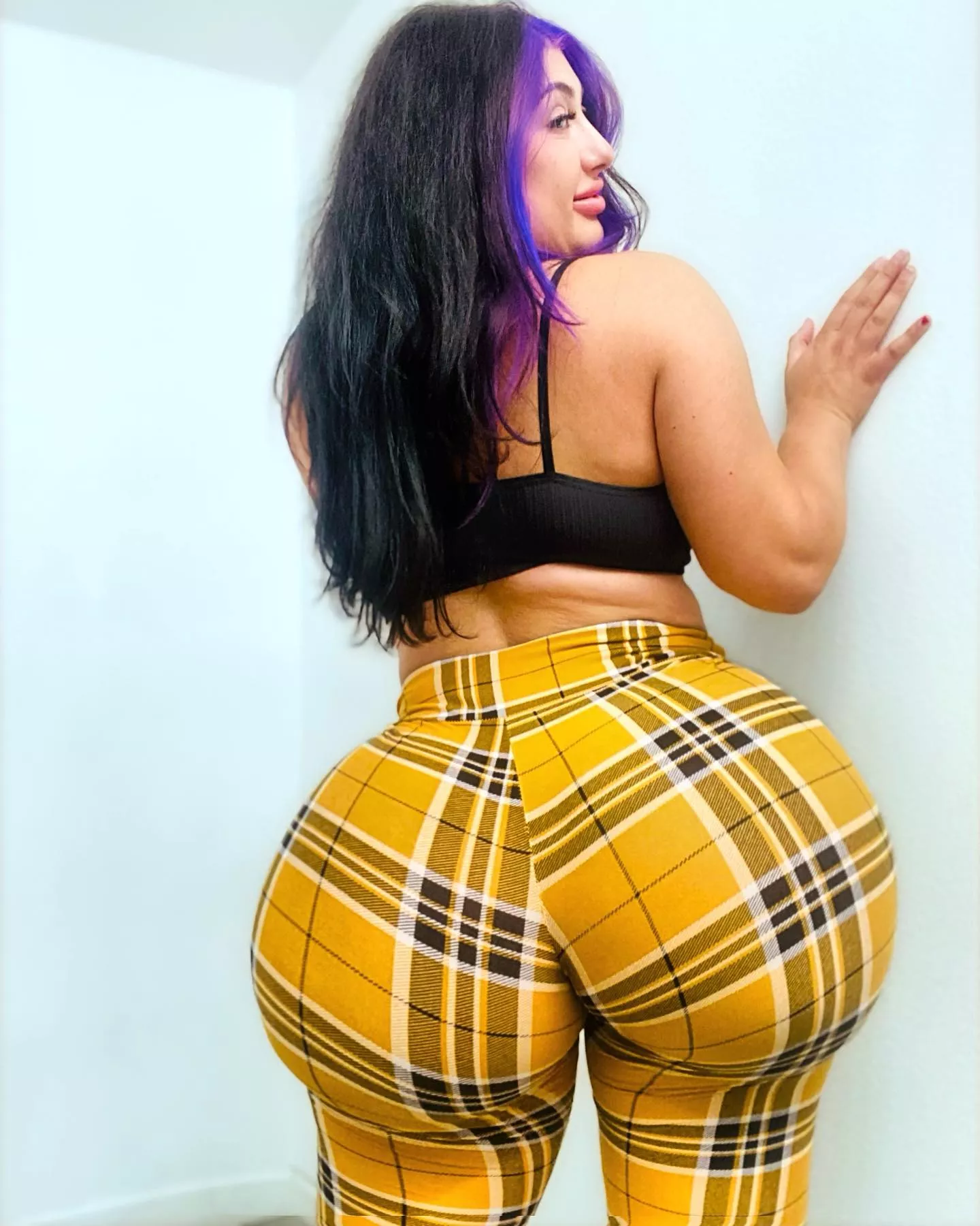 ass to grab