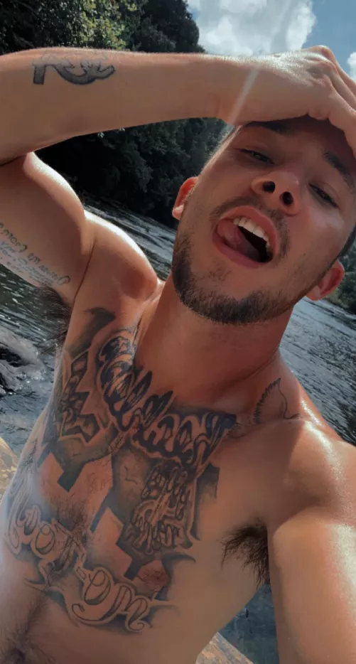 hey y’all 29 - ready for anything - new to only fans… tryna find some fun Onlyfans.com/burrskiii