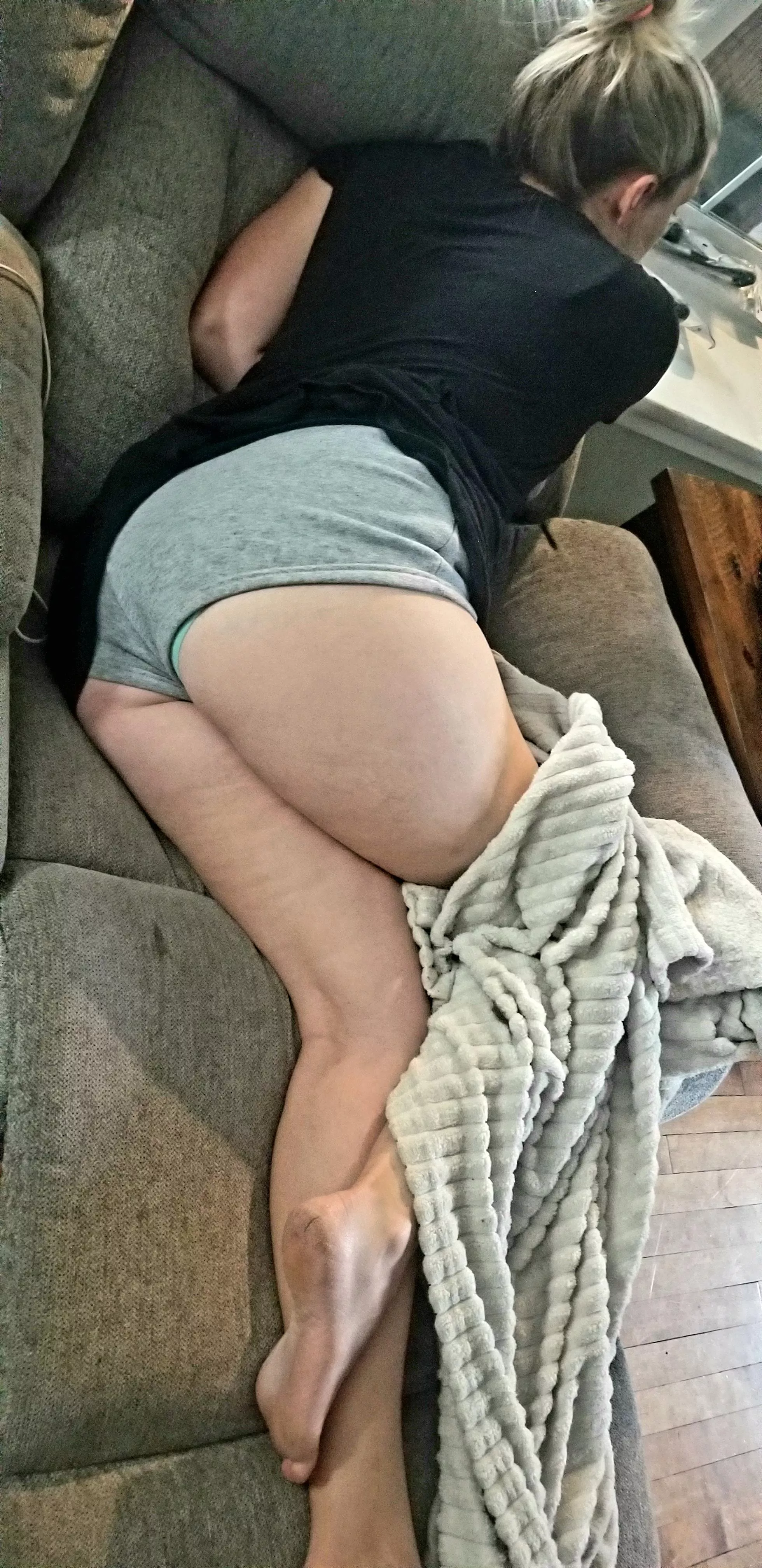 Thigh gain