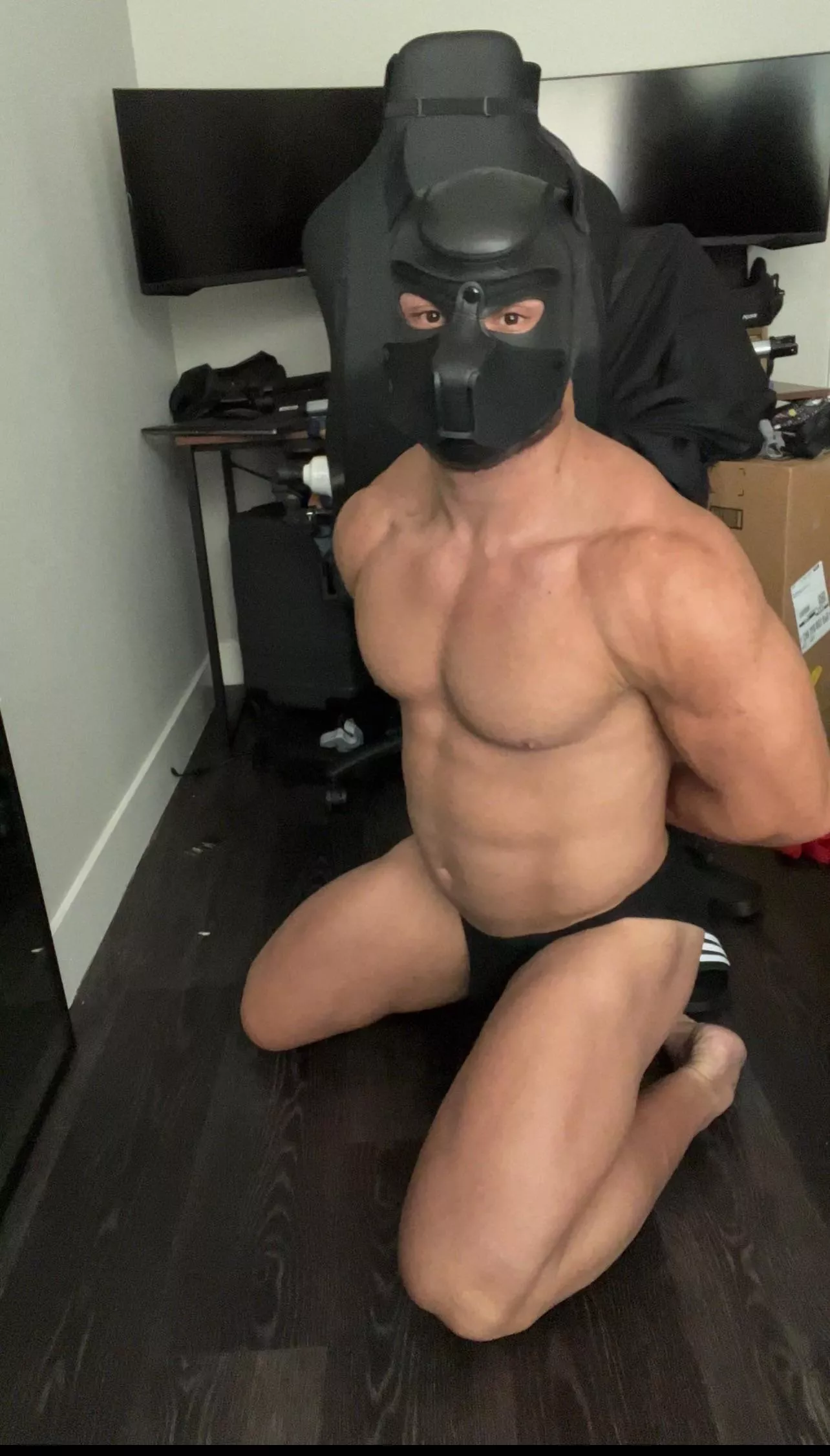 😏