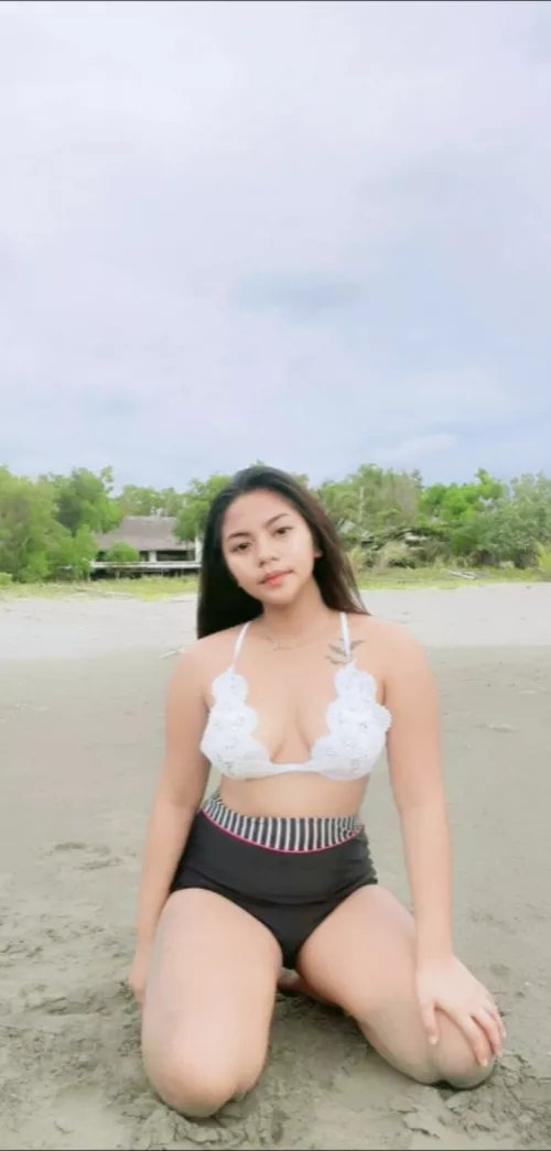 21 [F4M] I'm free for fun. Upvote for freebies. Add my username on my profile bio