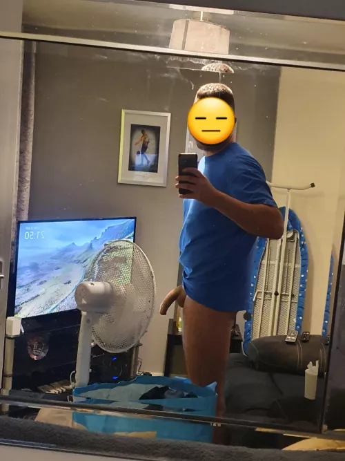 6 inches on flop, and yes I wear grey joggers 👀🍆I love when the girls look