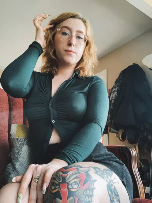 New to this subreddit, not sure if I fit in. Let me know what you think! [29F]