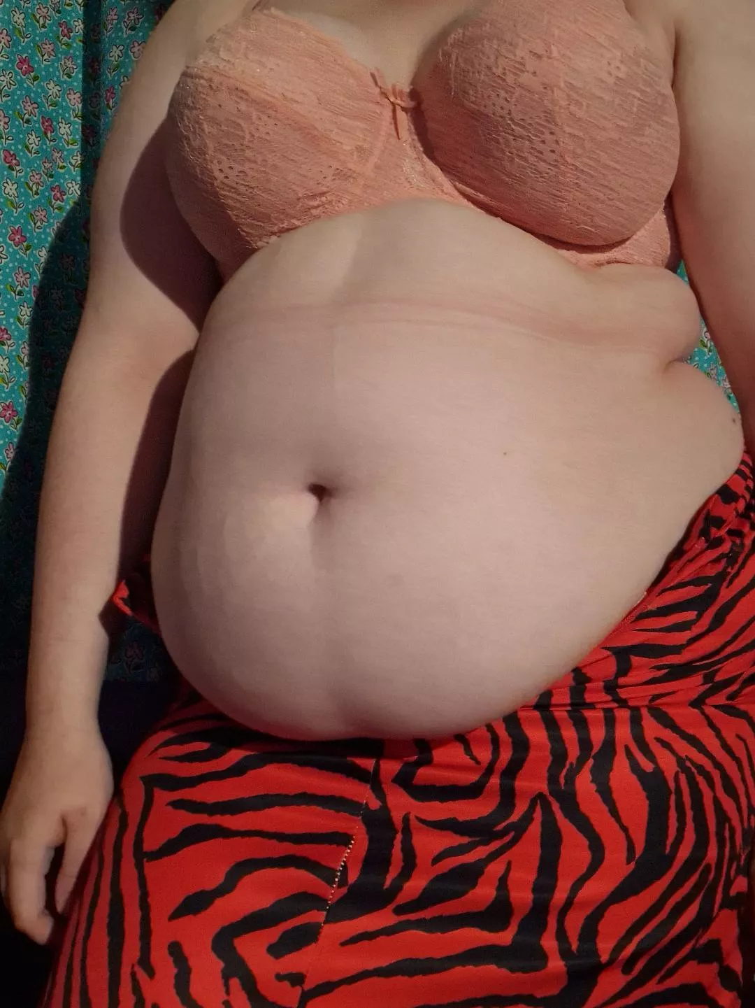 tease me 🐷