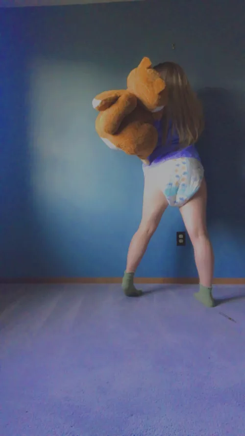 Too cool for school 😎 🍼