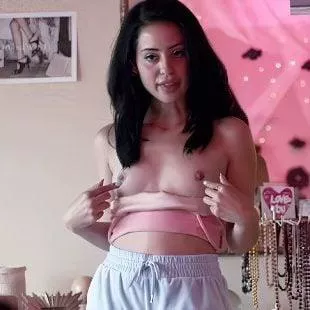 Alexa Demie