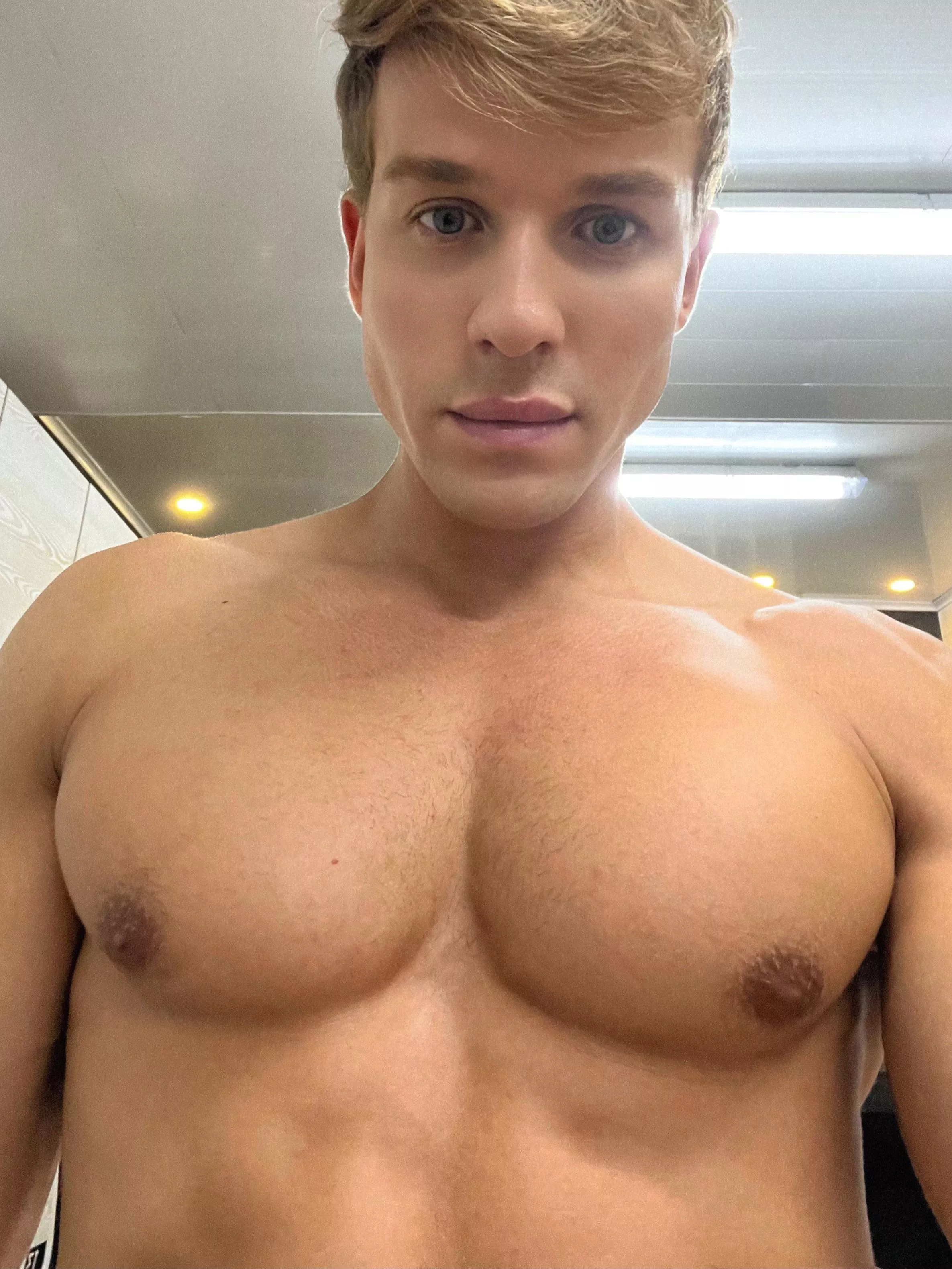 Chest day🫠 [24]