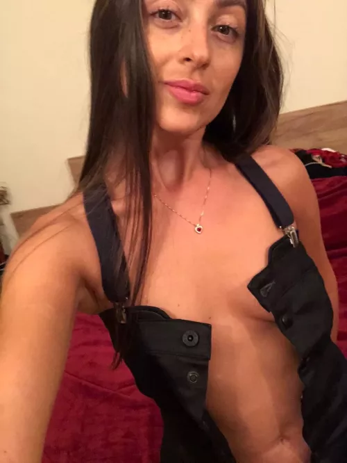 Find out why I'm a perfect mix of cute and crazy😊