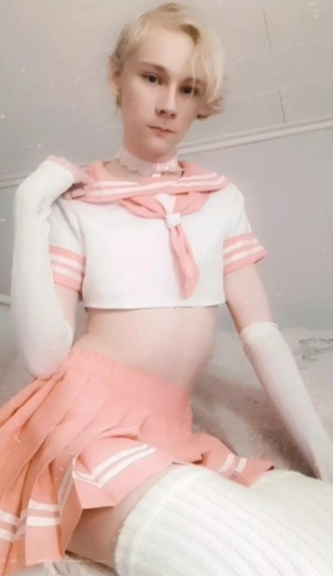 hi fellas c: