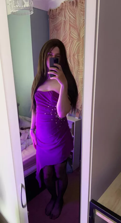 I can’t get enough of my feminine side 💜