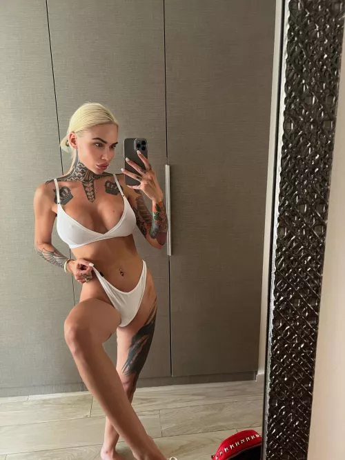 Is it weird that I can only focus while I'm naked?