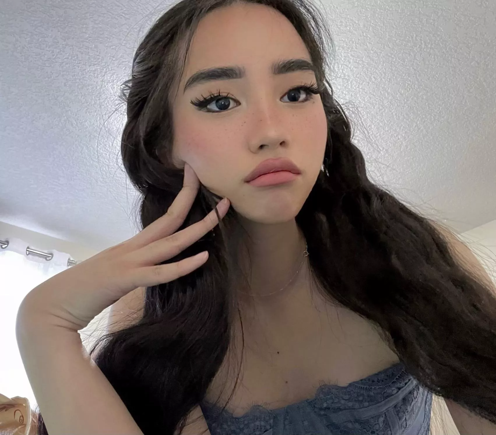 pouty