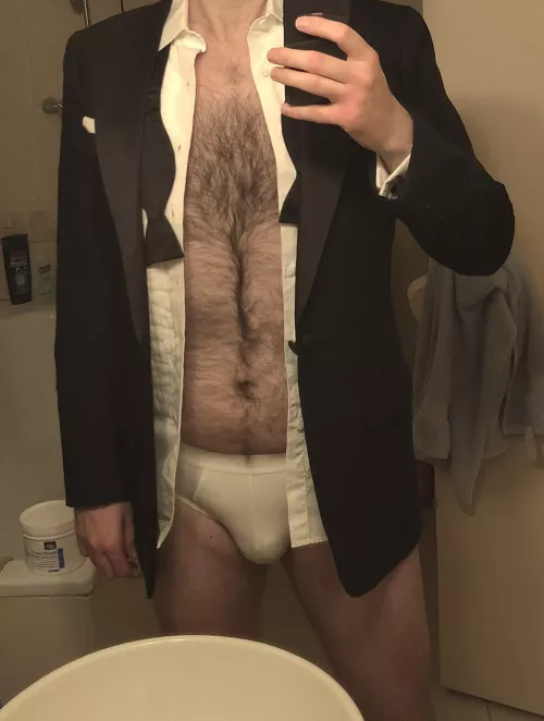 There isn’t enough tuxedo porn out there. Doing my bit to change things (41)