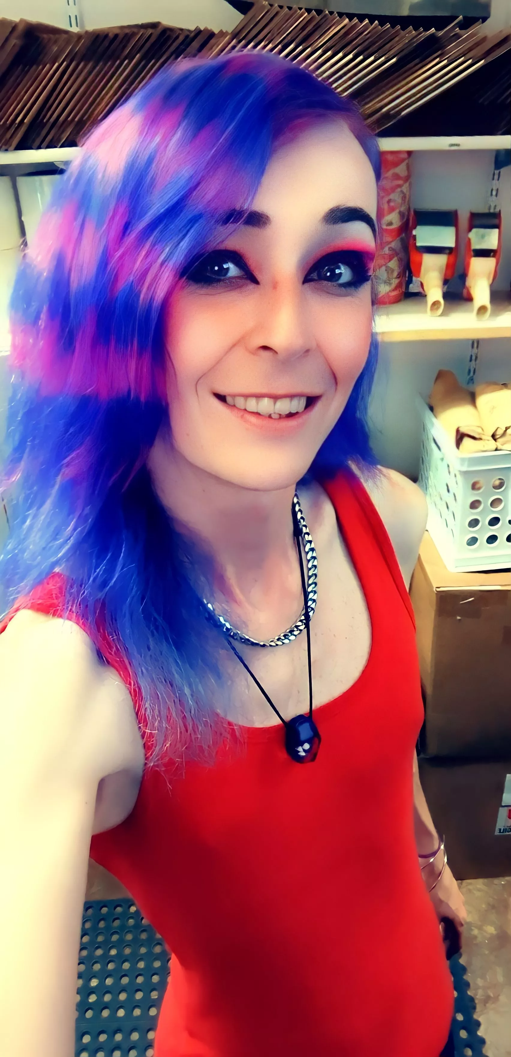 😁