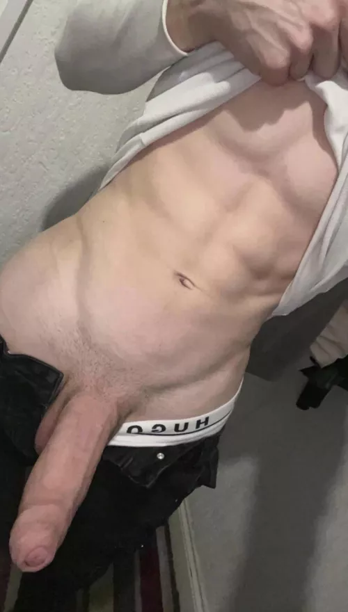 24 [M4F] #Birmingham - 8.7” Looking To Be Swallowed