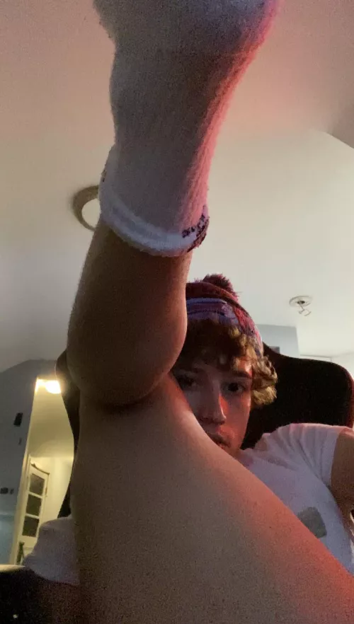 Anyone know a sub Reddit where I can post a video of me fucking my boipussy with a dildo? 😈