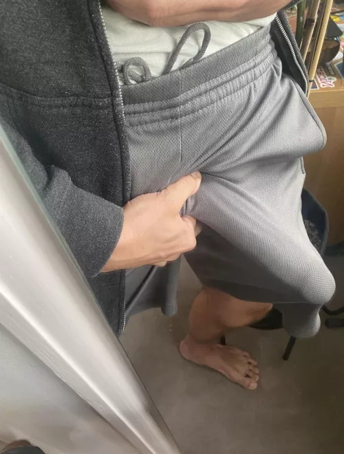 are my shorts too thin? 🩳