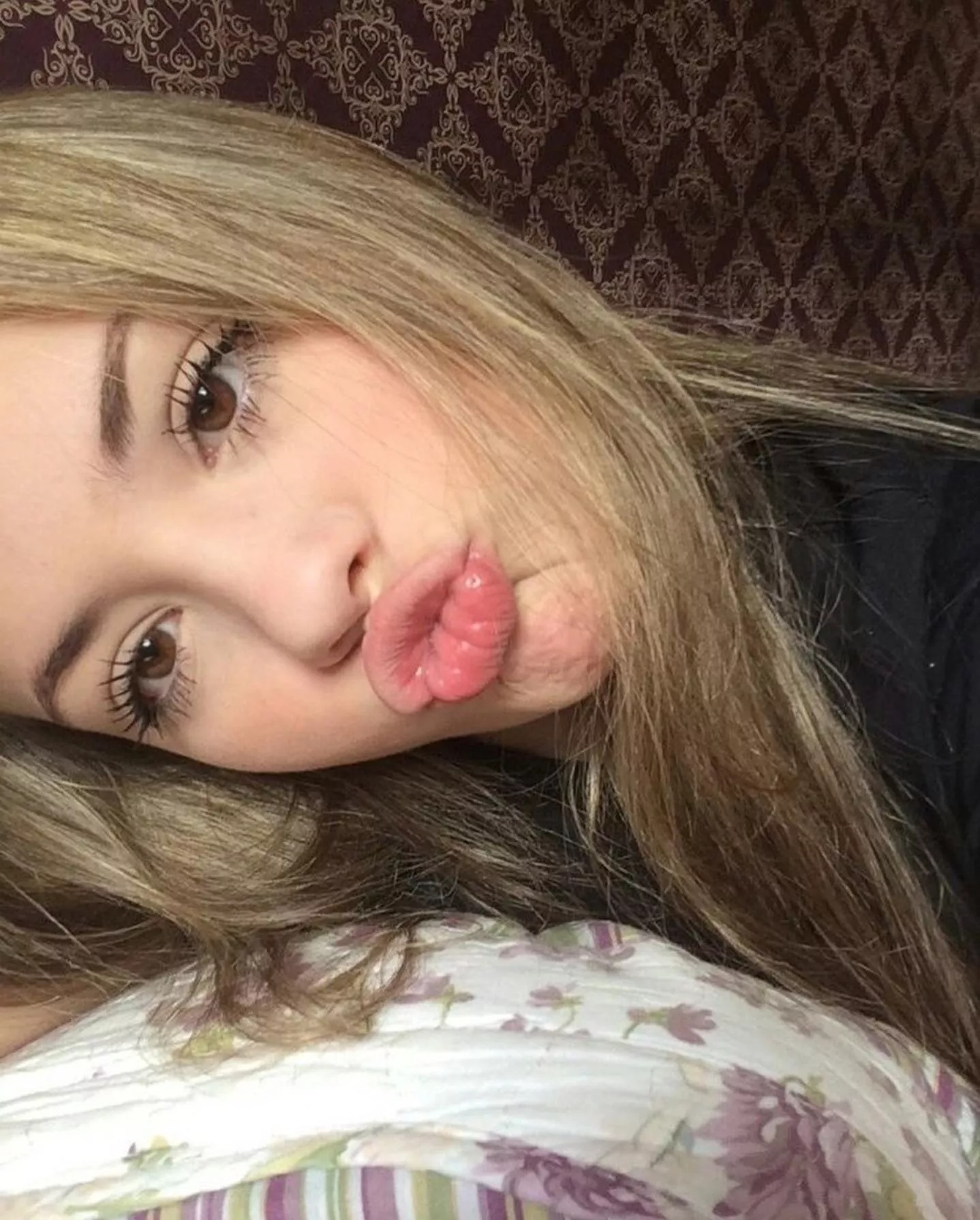 blonde 🥴