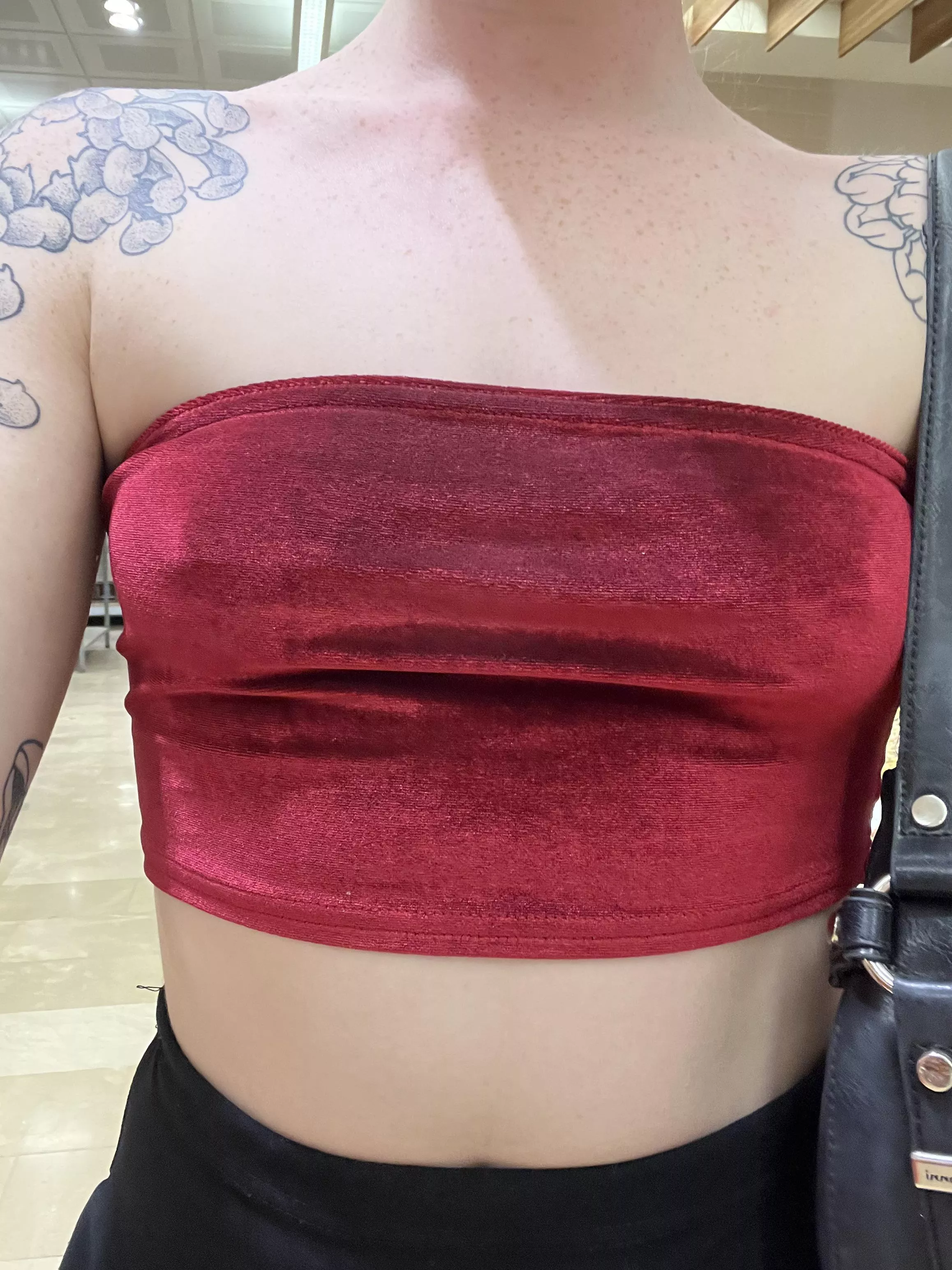Braless shopping